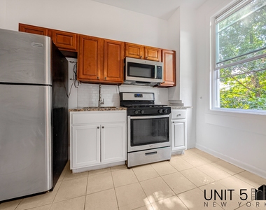 232 Covert Street - Photo Thumbnail 14