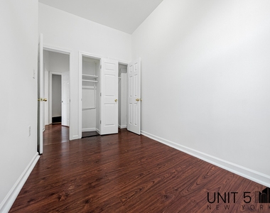 232 Covert Street - Photo Thumbnail 11