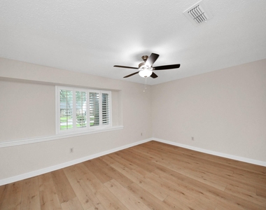 25511 Many Oak Drive - Photo Thumbnail 31