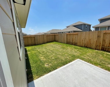 25572 Northpark Palm Drive - Photo Thumbnail 10