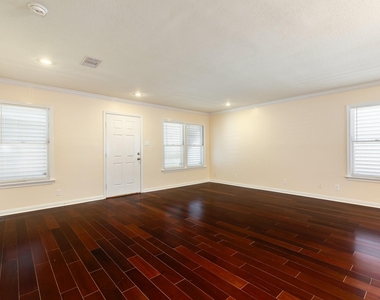 114 Tarpon Avenue - Photo Thumbnail 9