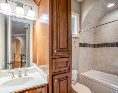 11918 Waterford Estates Court - Photo Thumbnail 33
