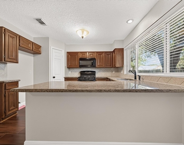 3003 Mast Court - Photo Thumbnail 19