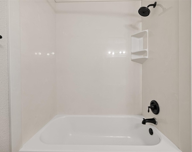 3003 Mast Court - Photo Thumbnail 34