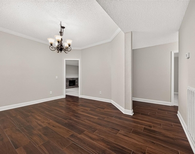 3003 Mast Court - Photo Thumbnail 11