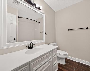 3003 Mast Court - Photo Thumbnail 33