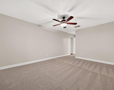 3003 Mast Court - Photo Thumbnail 32