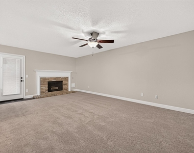 3003 Mast Court - Photo Thumbnail 13