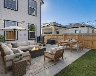 8105 Howton - Photo Thumbnail 3