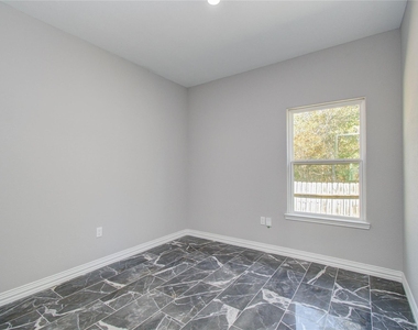 898 Road 3556 - Photo Thumbnail 12