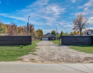898 Road 3556 - Photo Thumbnail 29