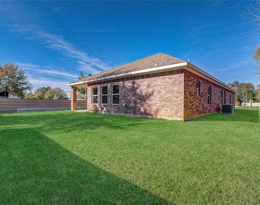 898 Road 3556 - Photo Thumbnail 32