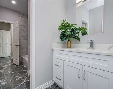 898 Road 3556 - Photo Thumbnail 10