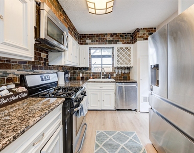 1207 Archer Street - Photo Thumbnail 9