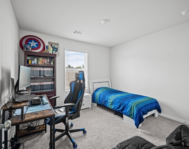 107 Resilient Gale Court - Photo Thumbnail 18