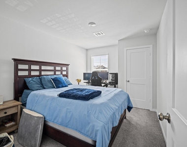 107 Resilient Gale Court - Photo Thumbnail 16