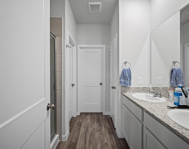 107 Resilient Gale Court - Photo Thumbnail 13