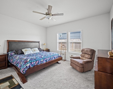 107 Resilient Gale Court - Photo Thumbnail 12