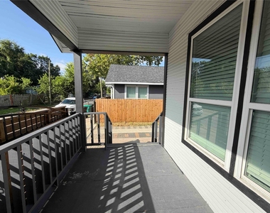 2400 Burkett Street - Photo Thumbnail 6