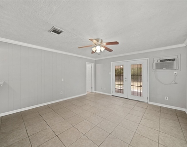 2835 Dragonwick Drive - Photo Thumbnail 15