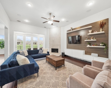 4119 Orchard Arbor Lane - Photo Thumbnail 8