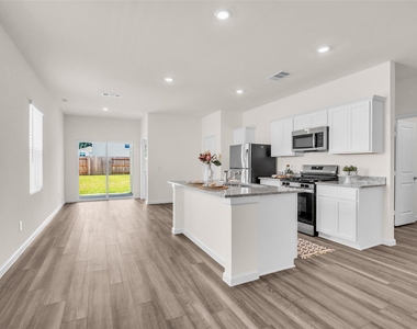 18669 Shauna Danielle Drive - Photo Thumbnail 16