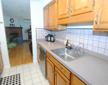 7 Meadowview - Photo Thumbnail 2