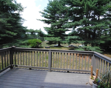 7 Meadowview - Photo Thumbnail 11