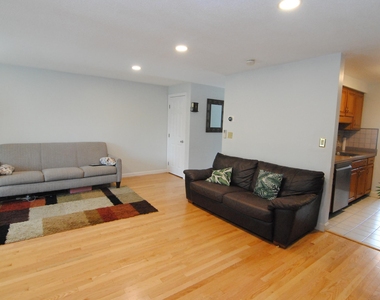7 Meadowview - Photo Thumbnail 6