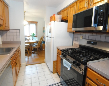 7 Meadowview - Photo Thumbnail 4