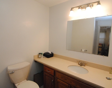 7 Meadowview - Photo Thumbnail 17