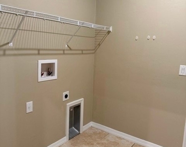 1841 Nw 20th Avenue - Photo Thumbnail 12