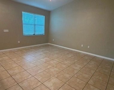 1841 Nw 20th Avenue - Photo Thumbnail 4