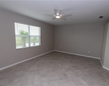 15908 Green Acres Avenue - Photo Thumbnail 6