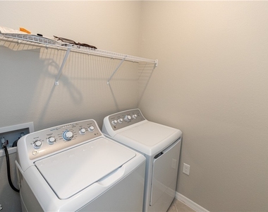 15908 Green Acres Avenue - Photo Thumbnail 10