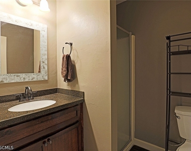 5804 Newfoundland Circle - Photo Thumbnail 24