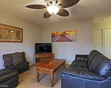 5804 Newfoundland Circle - Photo Thumbnail 6