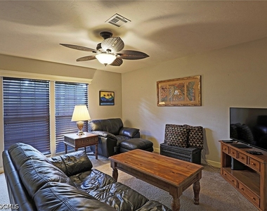5804 Newfoundland Circle - Photo Thumbnail 7