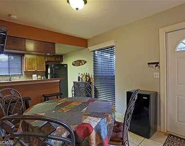 5804 Newfoundland Circle - Photo Thumbnail 9