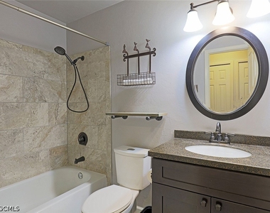 5804 Newfoundland Circle - Photo Thumbnail 20