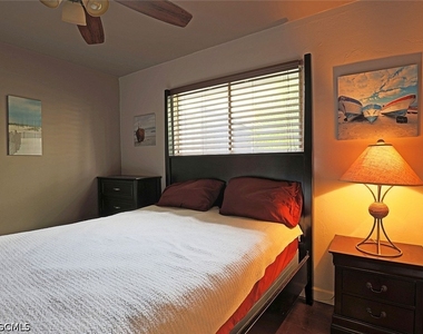 5804 Newfoundland Circle - Photo Thumbnail 22