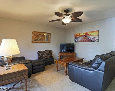 5804 Newfoundland Circle - Photo Thumbnail 5