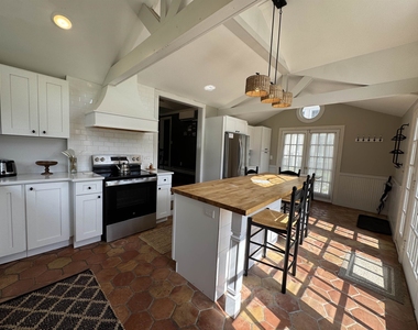 3370 Main - Photo Thumbnail 16