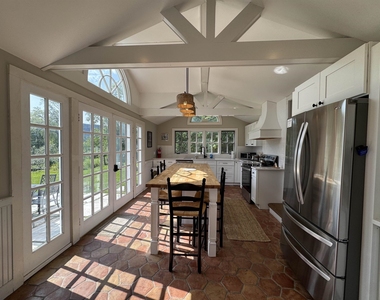 3370 Main - Photo Thumbnail 9