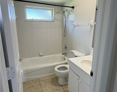 414 Se 13th Street - Photo Thumbnail 14