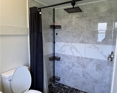 414 Se 13th Street - Photo Thumbnail 20
