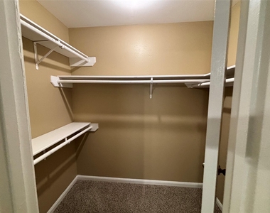 3416 Avenue P - Photo Thumbnail 17
