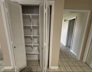 3416 Avenue P - Photo Thumbnail 7