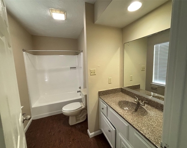 3416 Avenue P - Photo Thumbnail 16
