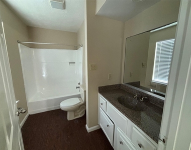 3416 Avenue P - Photo Thumbnail 15